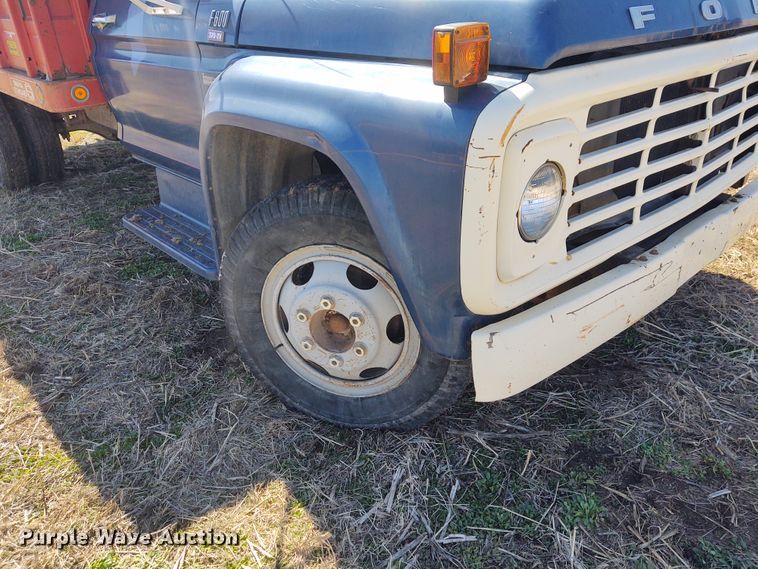 image for item FY9944 1979 Ford F600  grain truck