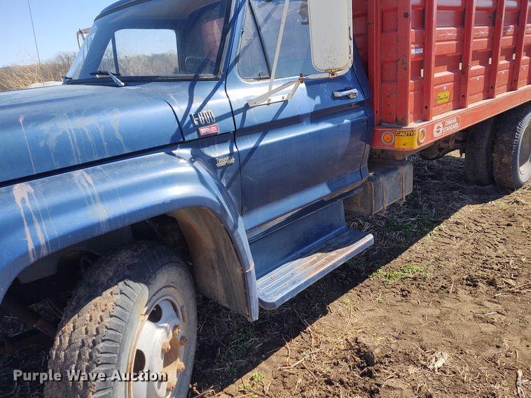 image for item FY9944 1979 Ford F600  grain truck