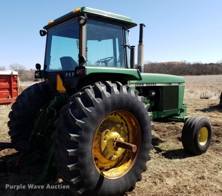 image for item FY9945 1982 John Deere 4640  tractor