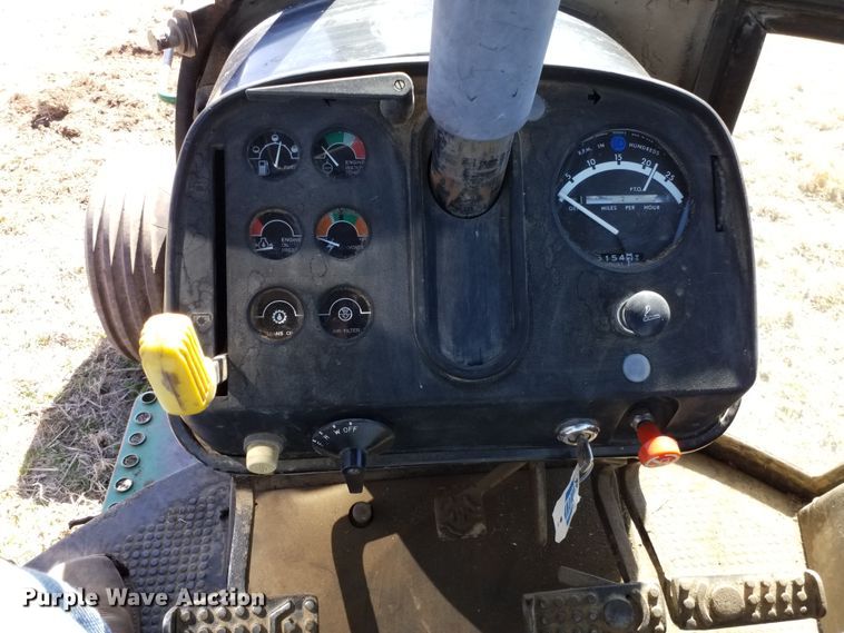 image for item FY9945 1982 John Deere 4640  tractor