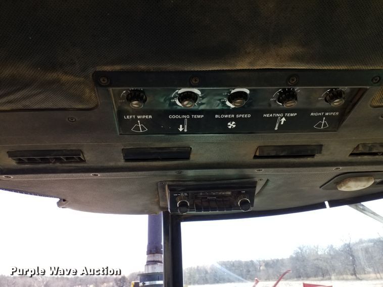 image for item FY9945 1982 John Deere 4640  tractor