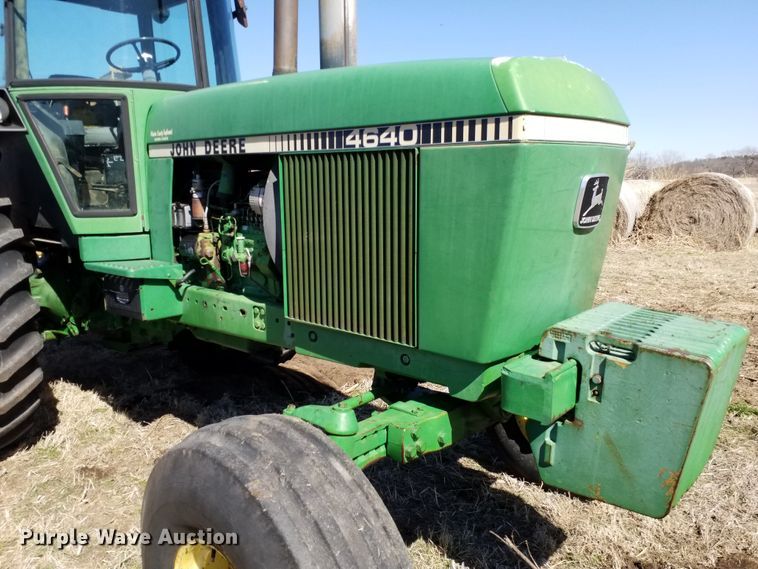image for item FY9945 1982 John Deere 4640  tractor