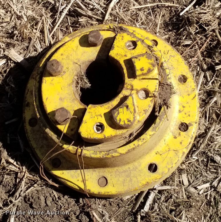 image for item FY9945 1982 John Deere 4640  tractor