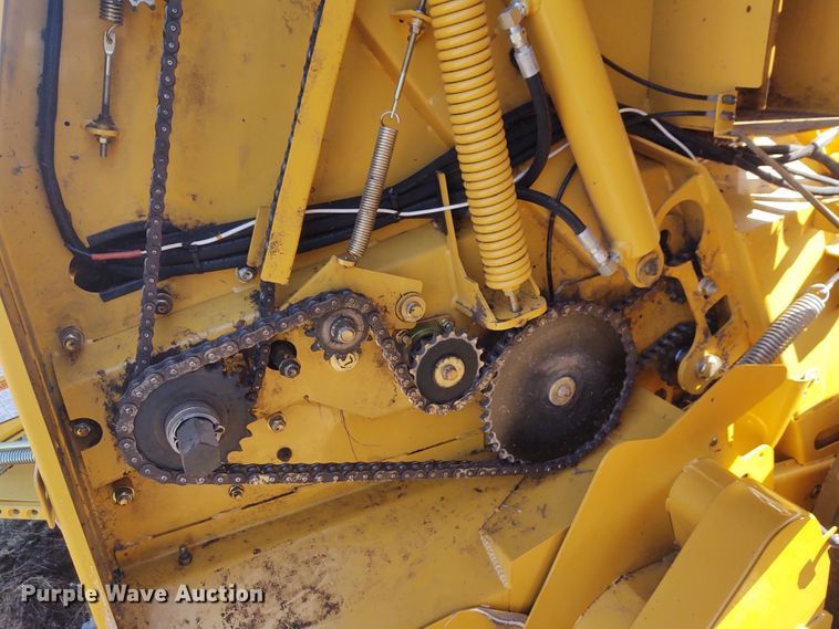 image for item FY9947 2012 Vermeer 605 Super M  round baler