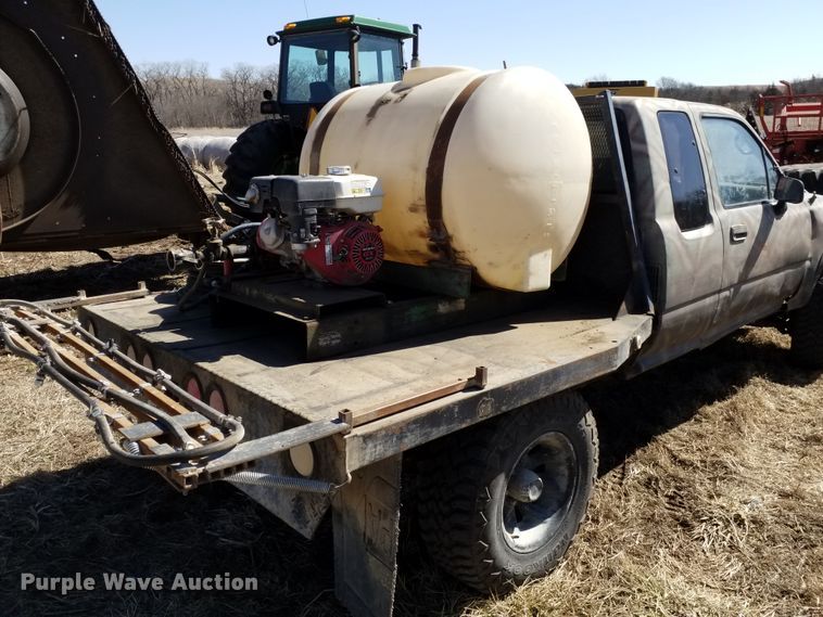 image for item FY9950 1992 Toyota  flatbed pickup truck