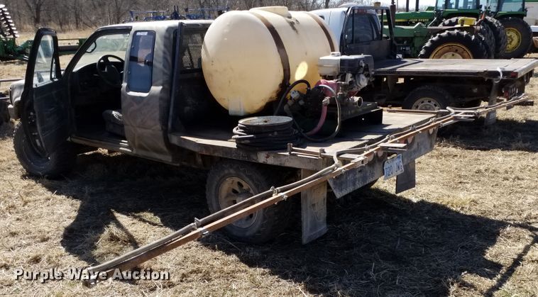 image for item FY9950 1992 Toyota  flatbed pickup truck