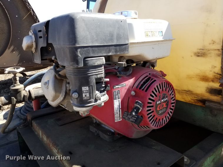 image for item FY9950 1992 Toyota  flatbed pickup truck