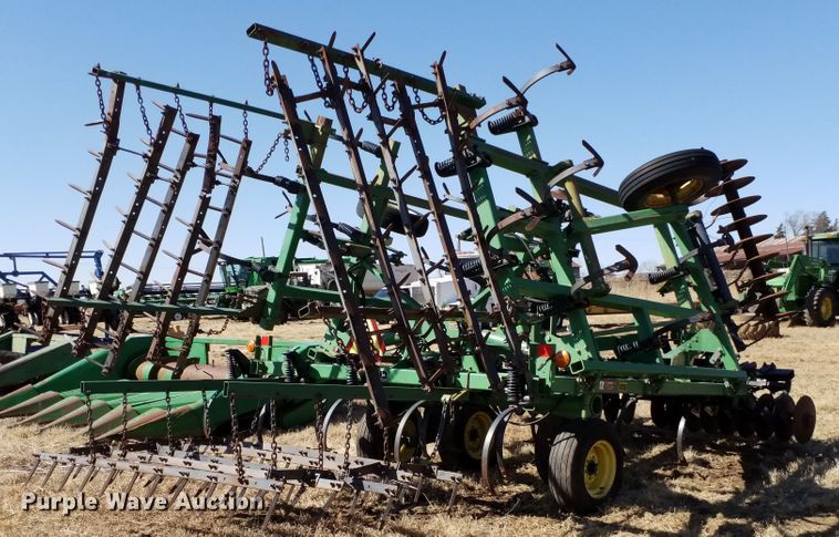 image for item FY9952 John Deere 726  mulcher finisher