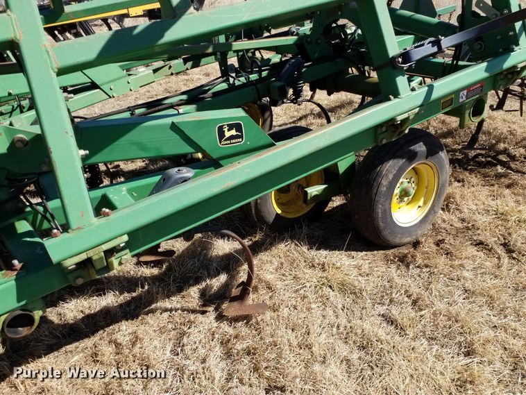 image for item FY9952 John Deere 726  mulcher finisher