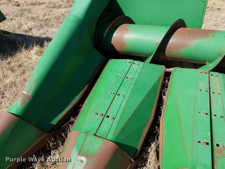 image for item FY9953 John Deere 653A  all-crop head