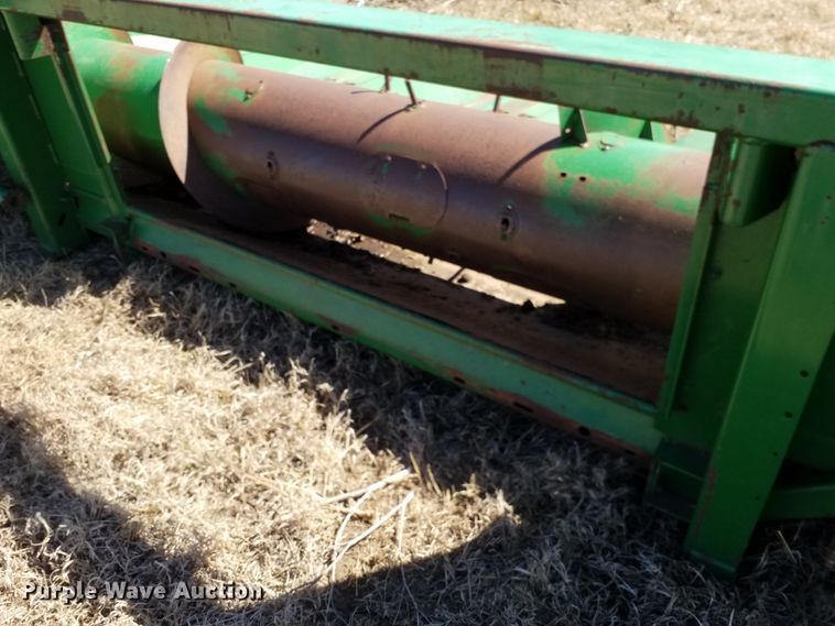 image for item FY9953 John Deere 653A  all-crop head