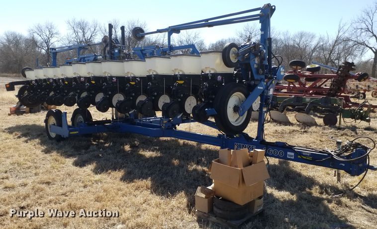 image for item FY9955 Kinze 3600  split row planter