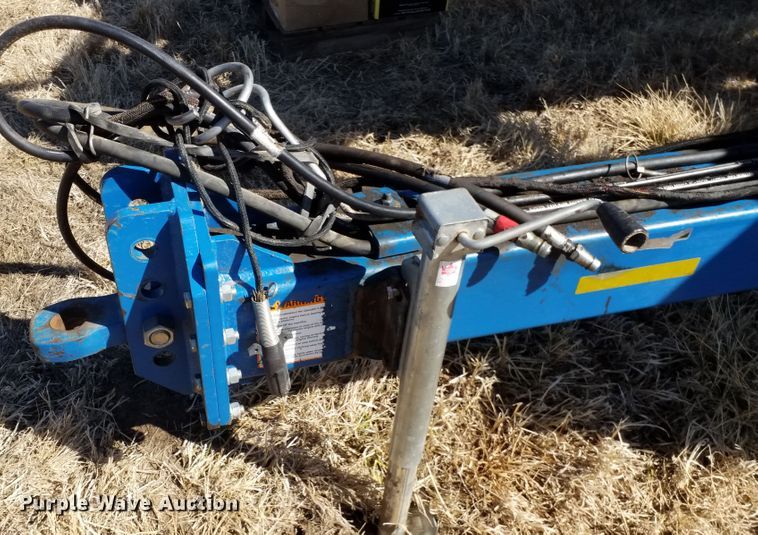 image for item FY9955 Kinze 3600  split row planter