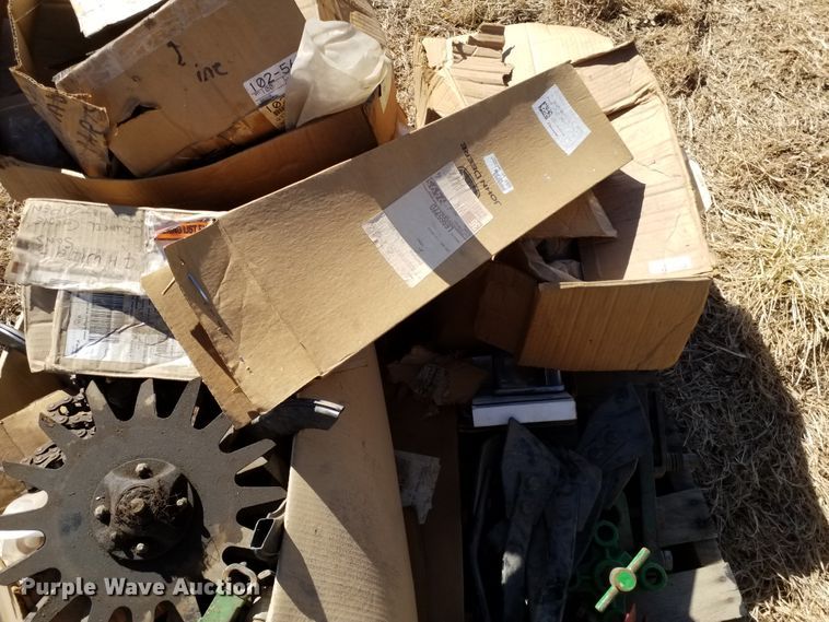 image for item FY9955 Kinze 3600  split row planter