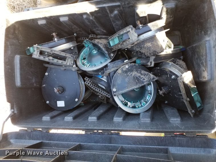 image for item FY9955 Kinze 3600  split row planter