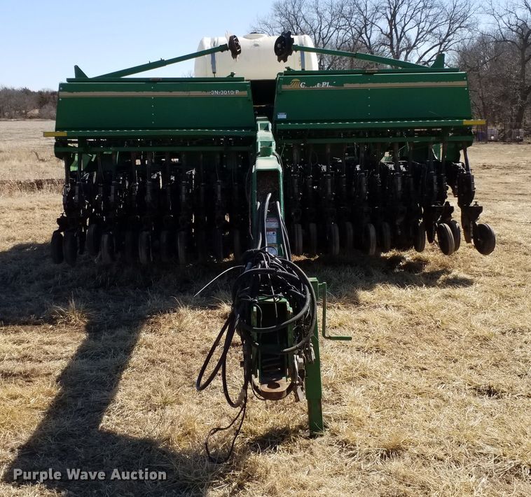 image for item FY9961 Great Plains 3N-3010P  no-till grain drill