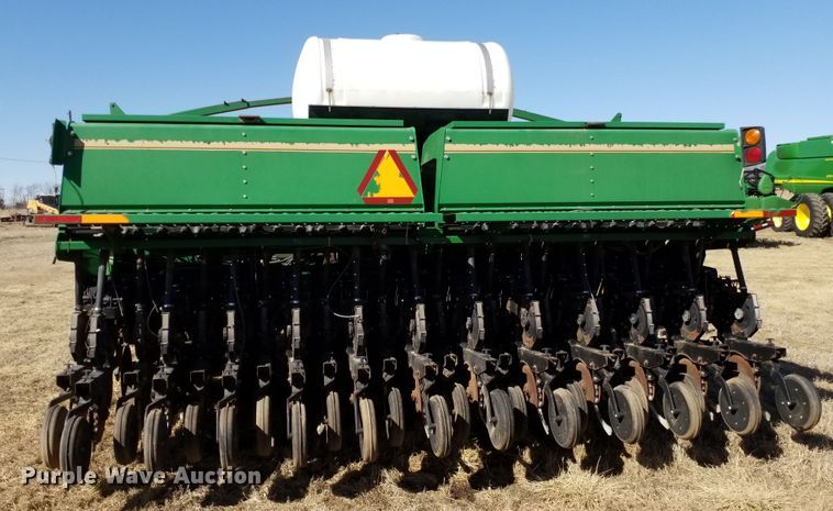 image for item FY9961 Great Plains 3N-3010P  no-till grain drill