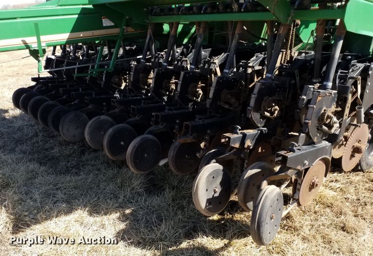 image for item FY9961 Great Plains 3N-3010P  no-till grain drill