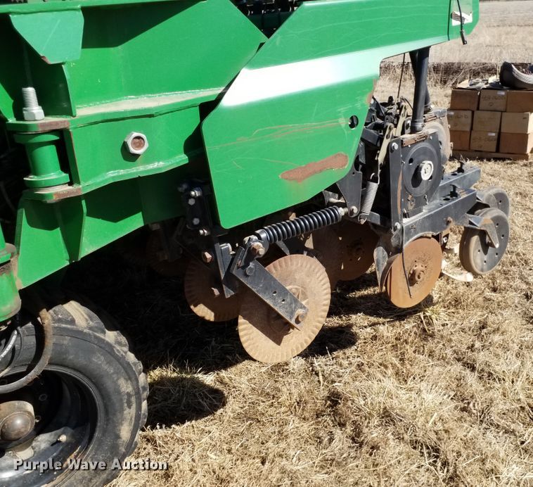 image for item FY9961 Great Plains 3N-3010P  no-till grain drill