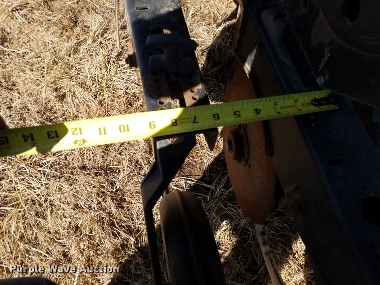 image for item FY9961 Great Plains 3N-3010P  no-till grain drill