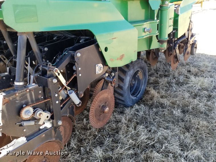 image for item FY9961 Great Plains 3N-3010P  no-till grain drill