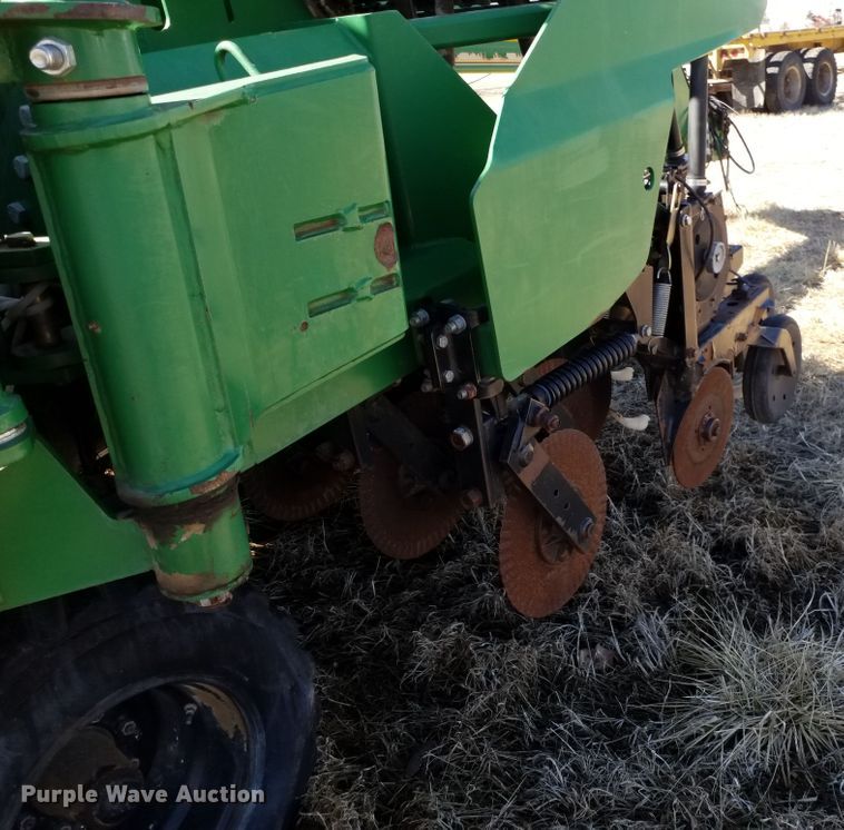 image for item FY9961 Great Plains 3N-3010P  no-till grain drill