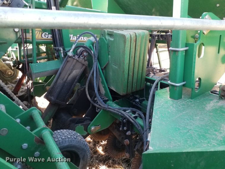 image for item FY9961 Great Plains 3N-3010P  no-till grain drill