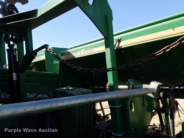 image for item FY9961 Great Plains 3N-3010P  no-till grain drill