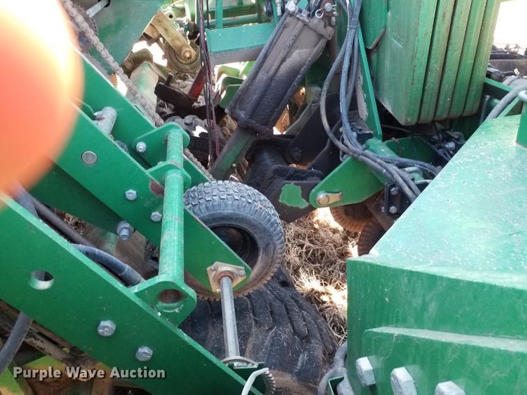image for item FY9961 Great Plains 3N-3010P  no-till grain drill