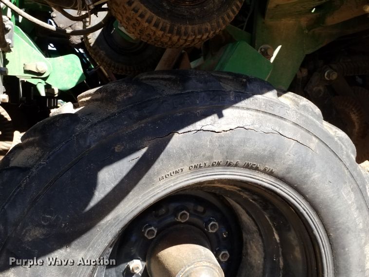 image for item FY9961 Great Plains 3N-3010P  no-till grain drill