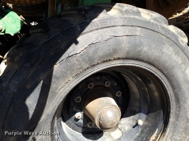 image for item FY9961 Great Plains 3N-3010P  no-till grain drill