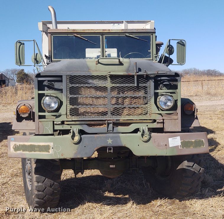 image for item FY9962 1983 Am General M934  feed mixer truck