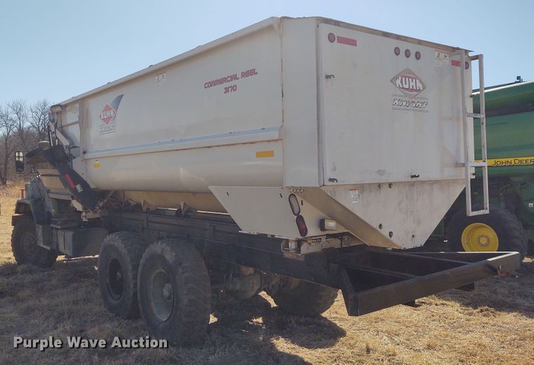 image for item FY9962 1983 Am General M934  feed mixer truck