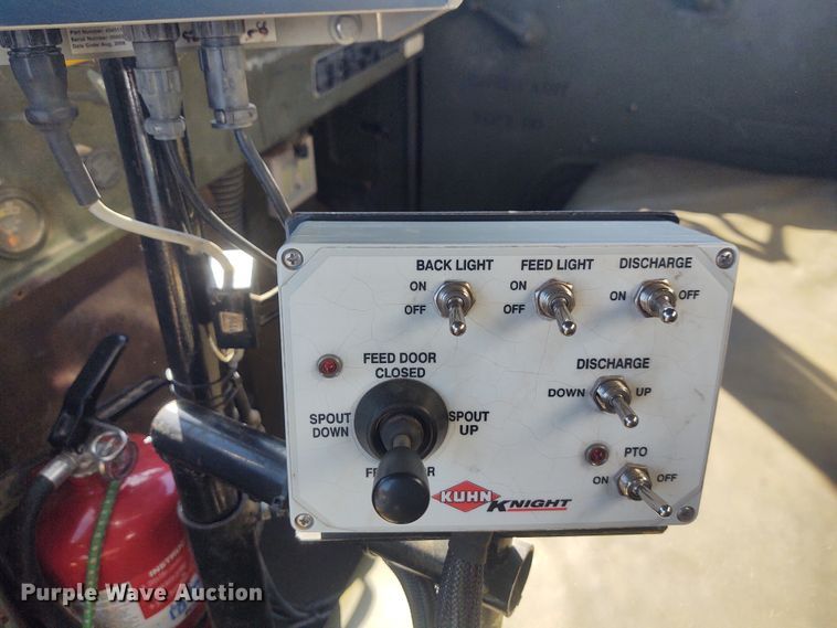 image for item FY9962 1983 Am General M934  feed mixer truck