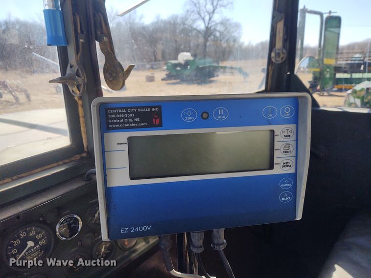 image for item FY9962 1983 Am General M934  feed mixer truck