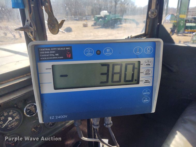 image for item FY9962 1983 Am General M934  feed mixer truck