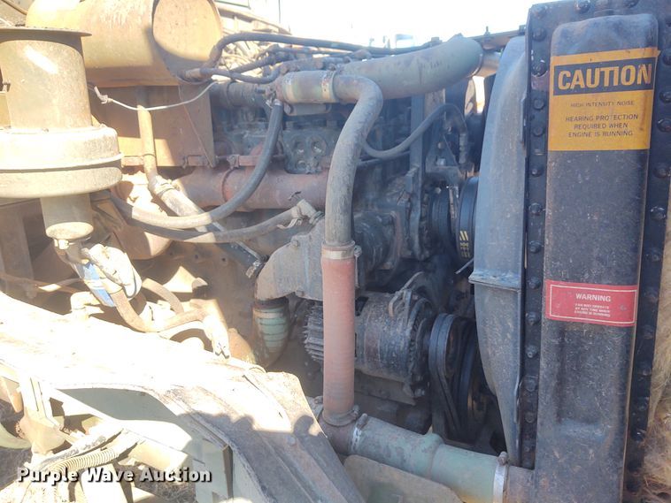 image for item FY9962 1983 Am General M934  feed mixer truck