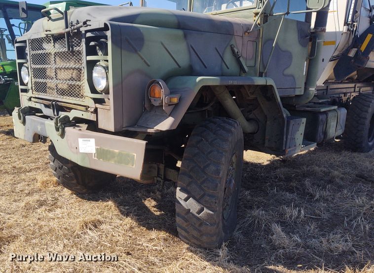 image for item FY9962 1983 Am General M934  feed mixer truck