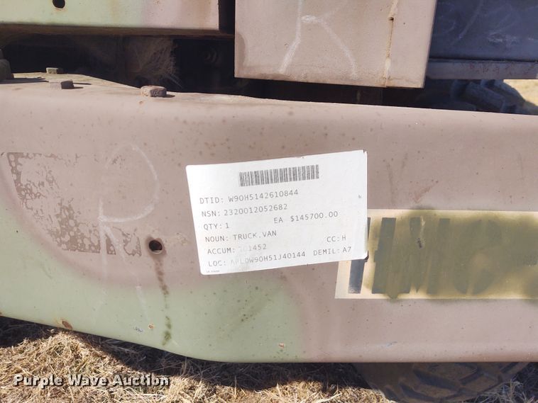 image for item FY9962 1983 Am General M934  feed mixer truck