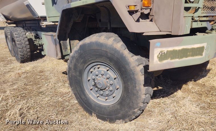 image for item FY9962 1983 Am General M934  feed mixer truck