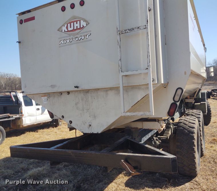 image for item FY9962 1983 Am General M934  feed mixer truck