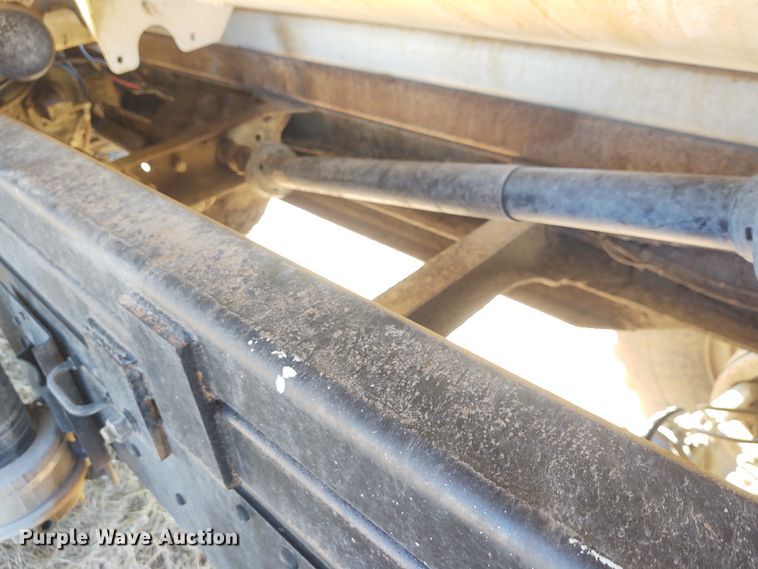 image for item FY9962 1983 Am General M934  feed mixer truck