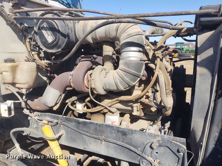 image for item FY9965 1990 Peterbilt 377  semi truck