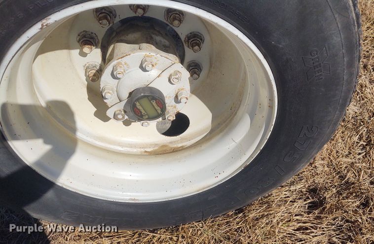 image for item FY9965 1990 Peterbilt 377  semi truck