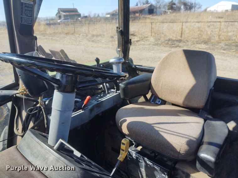 image for item FY9967 1986 John Deere 4450  MFWD tractor