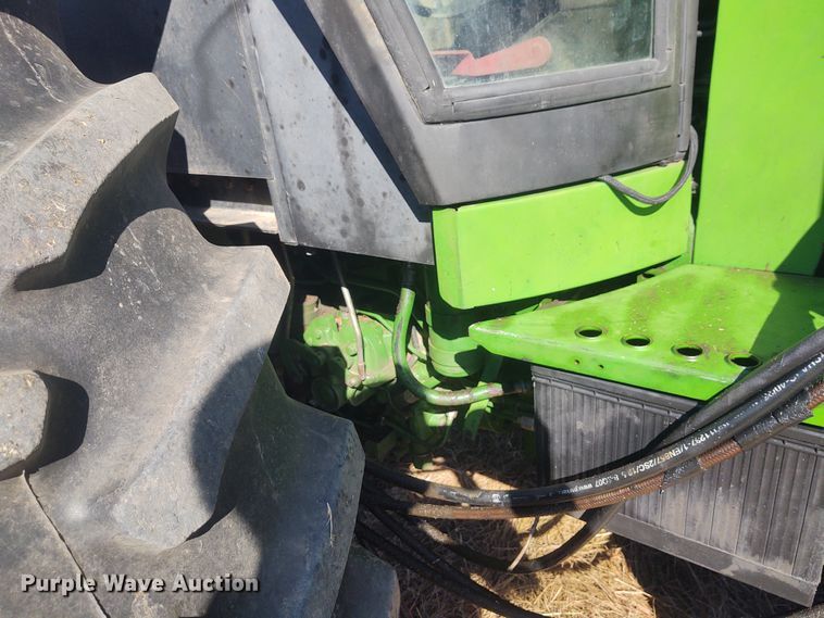 image for item FY9967 1986 John Deere 4450  MFWD tractor