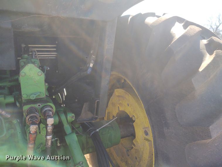 image for item FY9967 1986 John Deere 4450  MFWD tractor