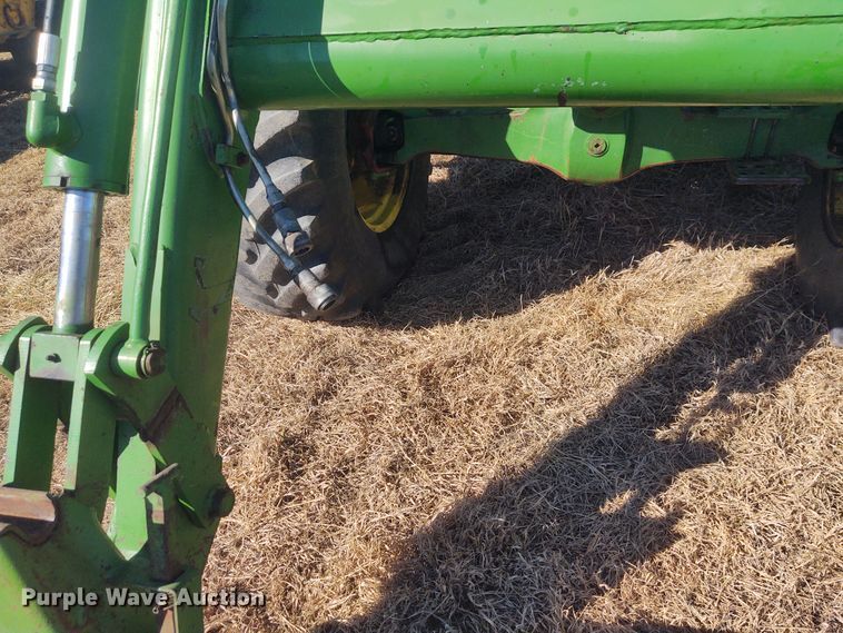 image for item FY9967 1986 John Deere 4450  MFWD tractor