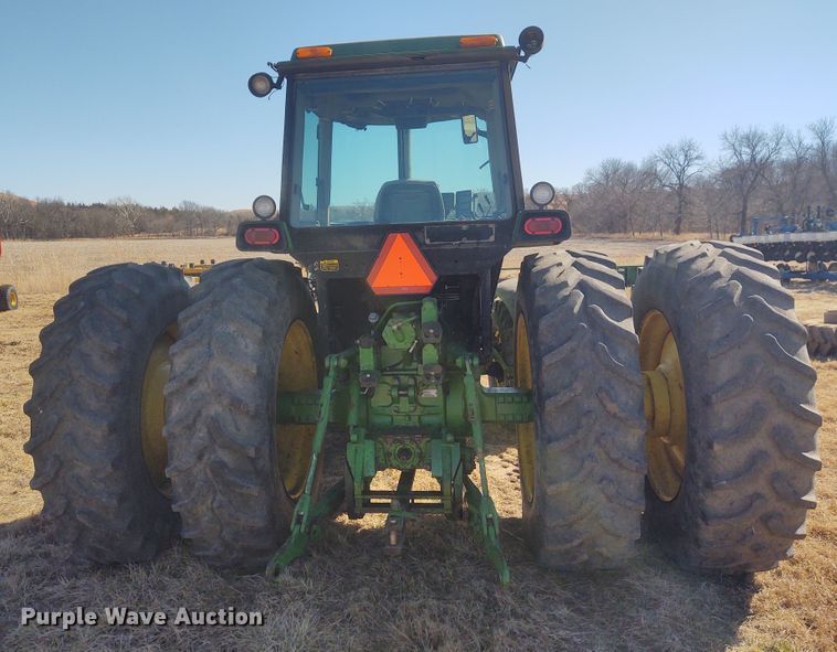 image for item FY9968 1990 John Deere 4955  MFWD tractor