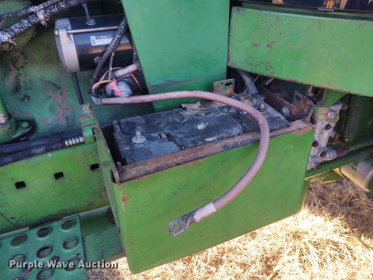 image for item FY9968 1990 John Deere 4955  MFWD tractor